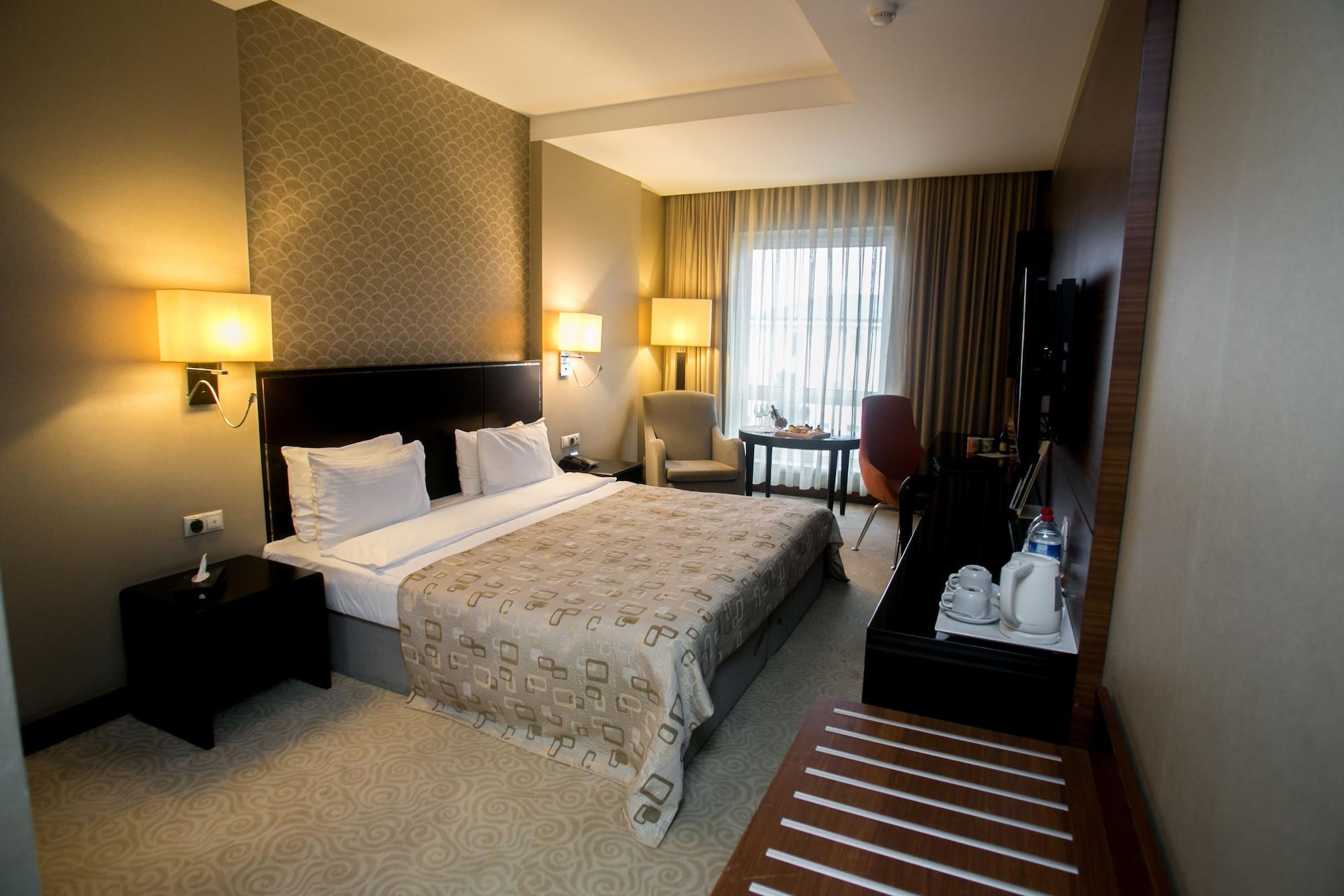 Point Hotel Baku Exterior photo
